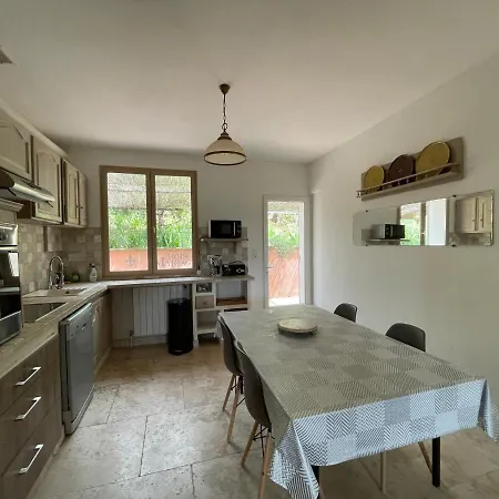 Hébergement de vacances Bois-mariage Mollans-sur-Ouvèze